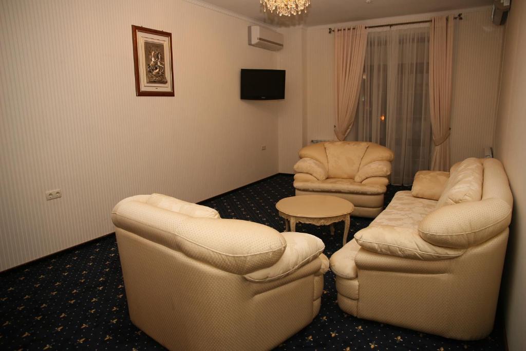 Kleopatra Vip Hotel Камианец-Подилский Стая снимка